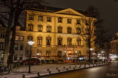 Den Haag bij nacht Hotel des Indes