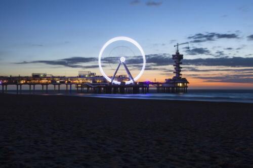 Scheveningen bij nacht pier rad draaiend